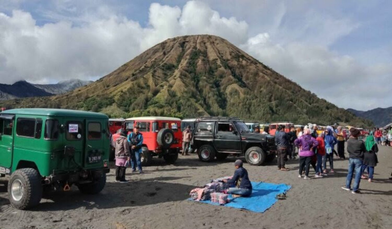 Paket Jeep Bromo Rombongan